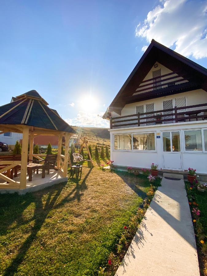 Guest House Sara Žabljak Exteriör bild