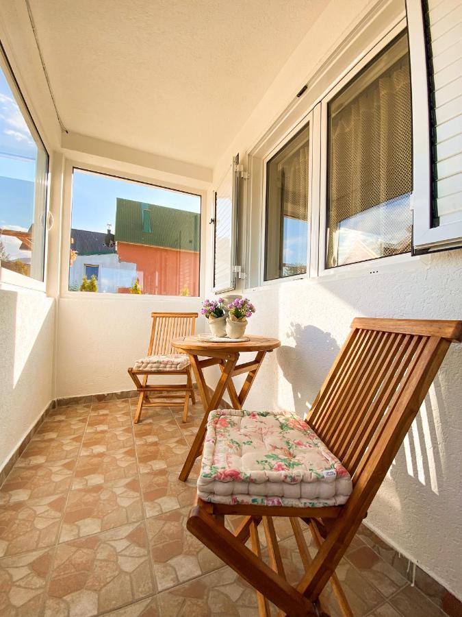 Guest House Sara Žabljak Exteriör bild