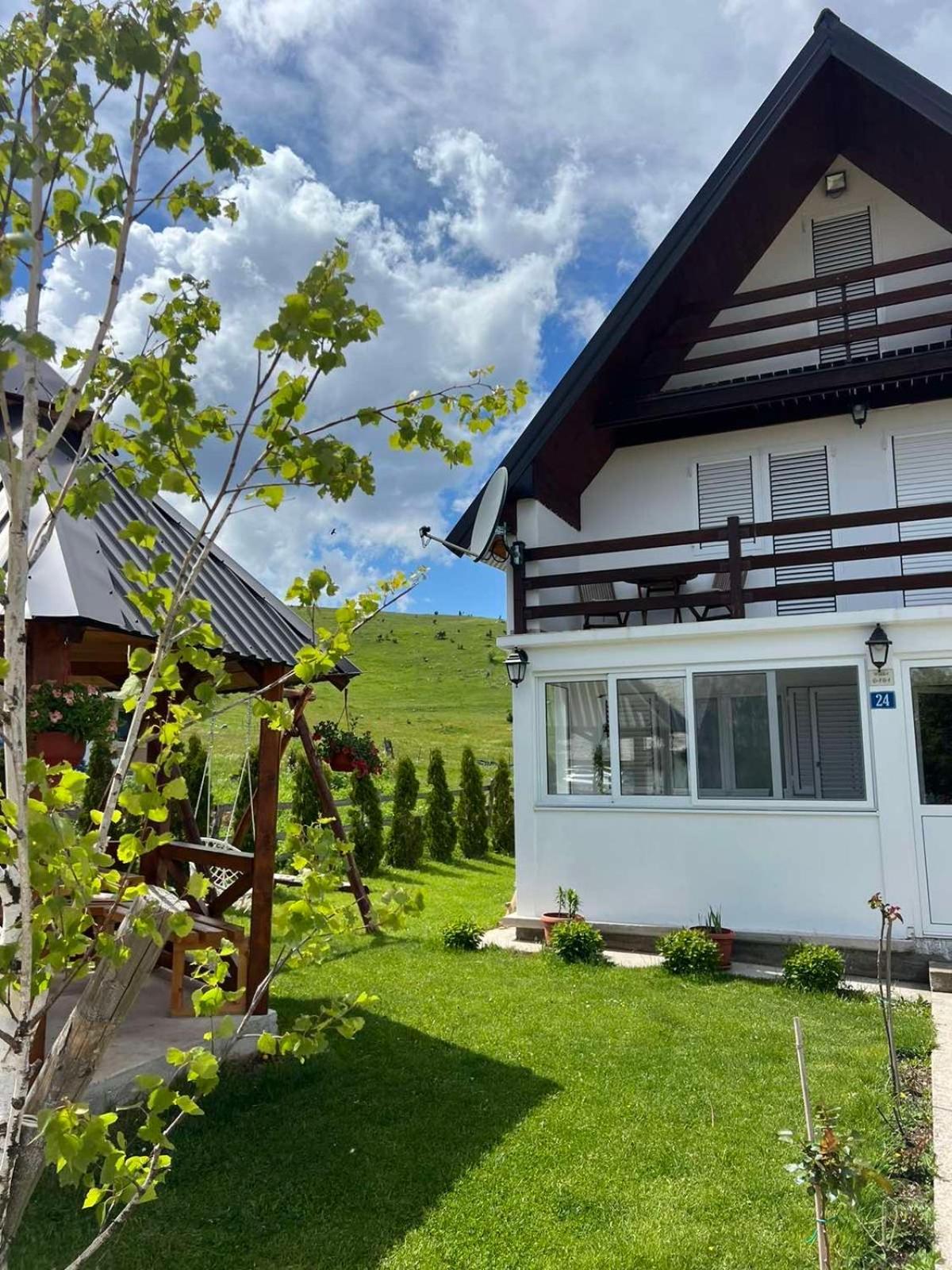 Guest House Sara Žabljak Exteriör bild